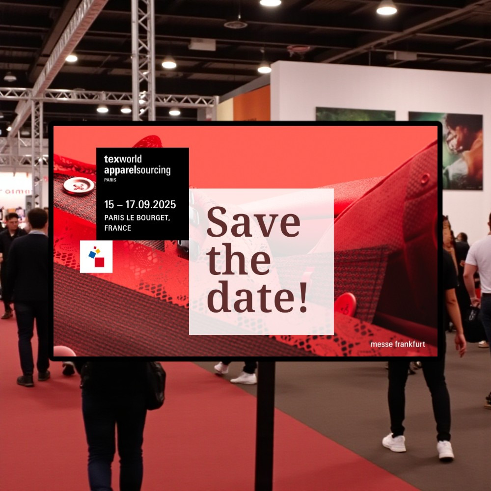 Photo officielle du salon Texworld Evolution Paris avec stands de tissus et visiteurs
